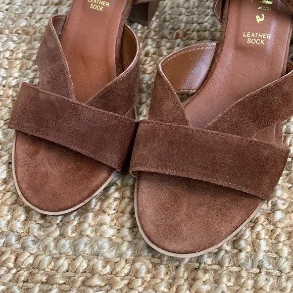 NWT - Mariella Leather (Suede) Block Heel Sandals - Picture 6 of 14